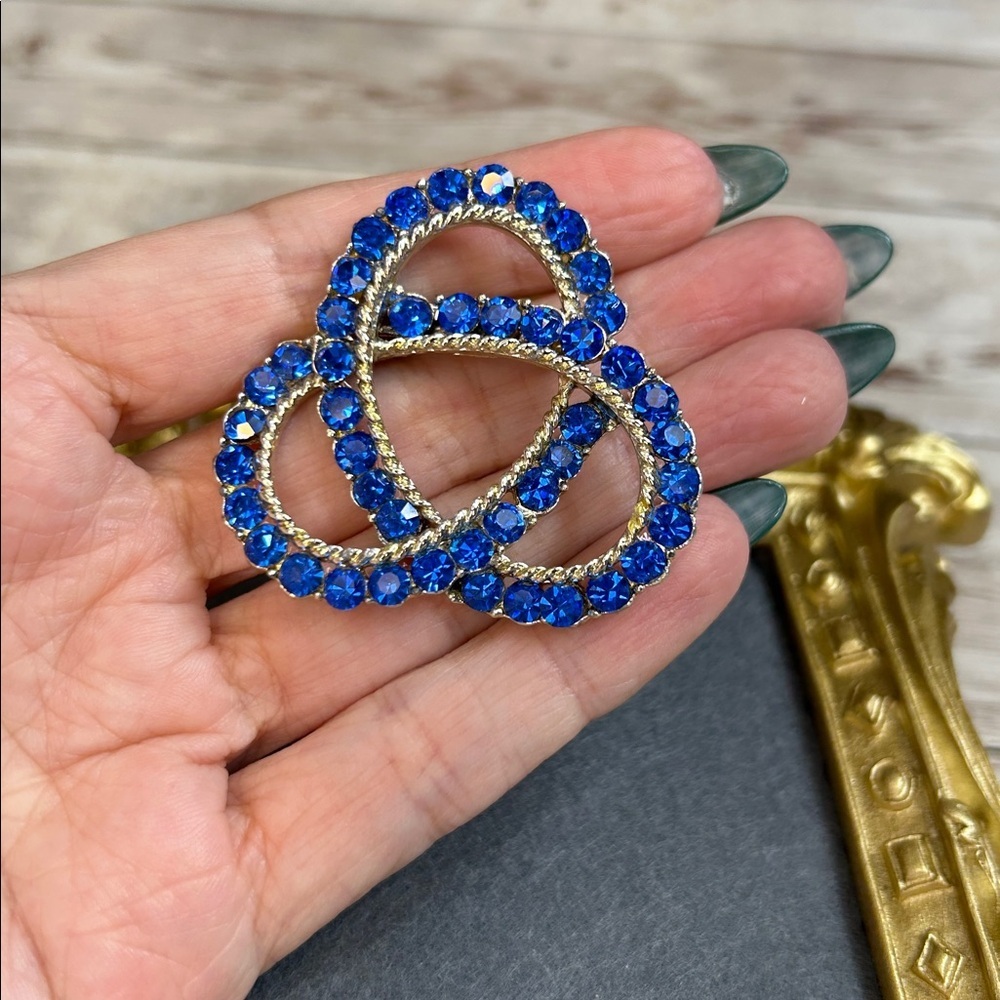 Cobalt Blue Rhinestone Brooch - Picture 5 of 6